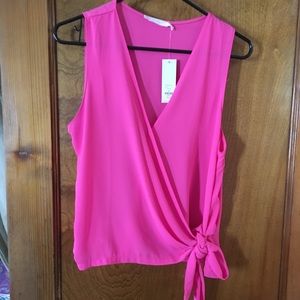 Francesca’s Neon Pink Blouse Size M